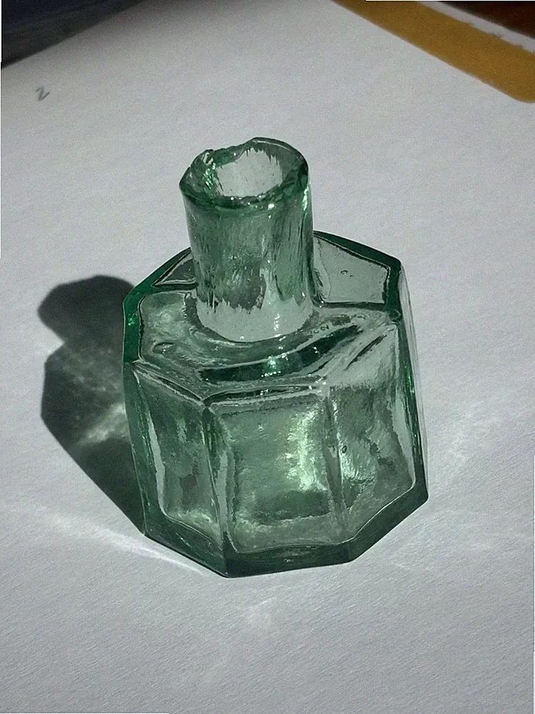 GREEN AQUA INK BOTTLE 8 SIDE - ANTIQUE BOTTLES /INKS 2 1/2 X 1 1/2"